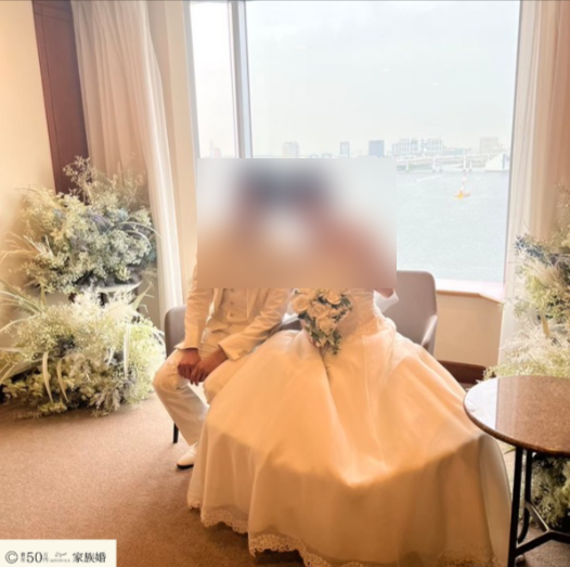 インターコンチネンタル東京ベイでの家族婚結婚式|ウェルカムスペースで写真撮影